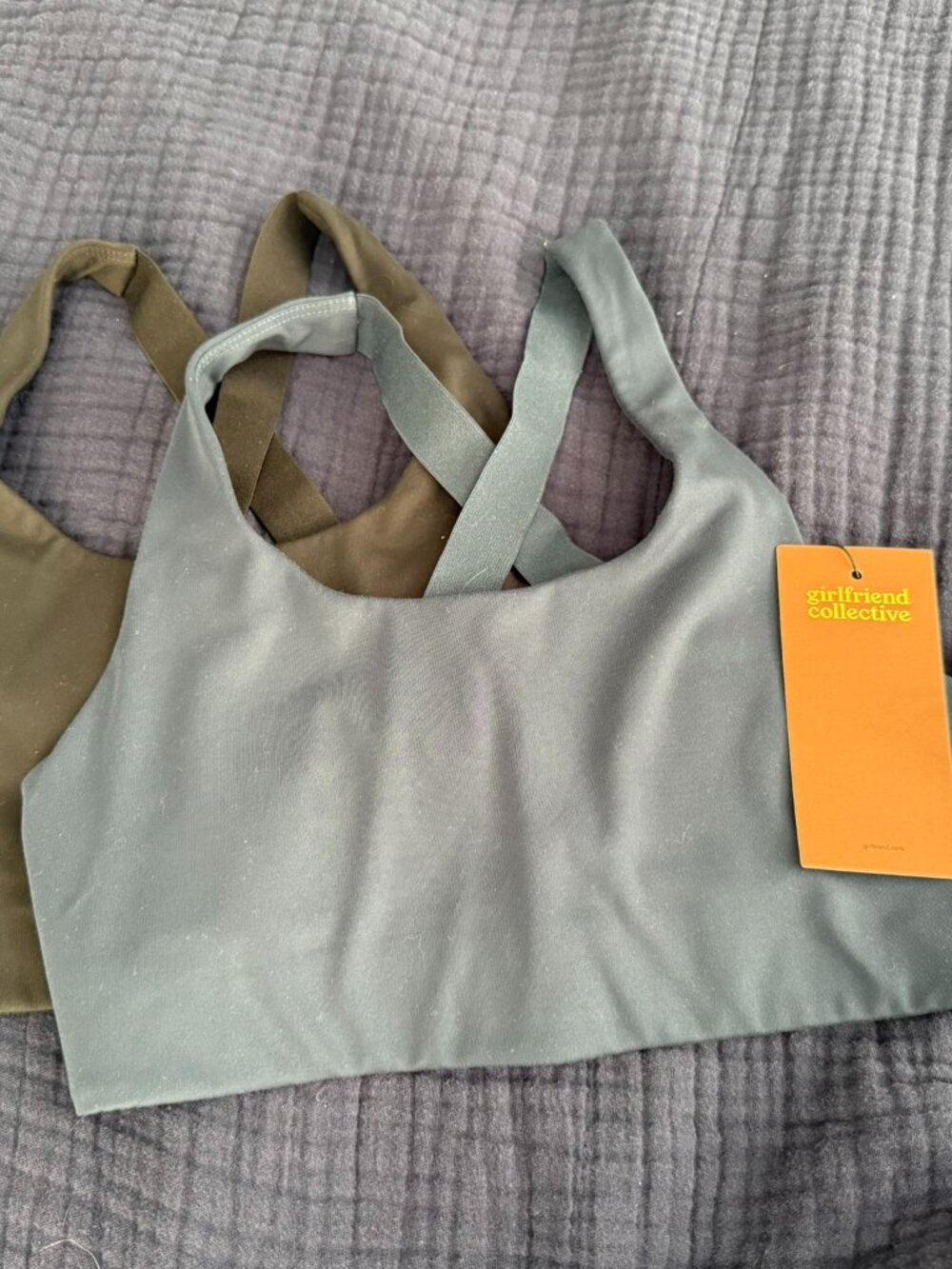 Girlfriend Collective Simone High Impact Sports Bras in Black and Midnight